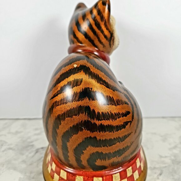 Vintage Raymond Waites “Toyo” Ceramic Cat Figurine Striped Tiger Cat - Picture 10 of 10